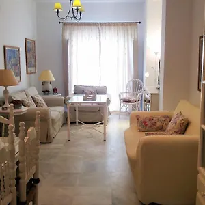  Apartamento En Pleno Centro. Acogedor, Garaje, Ascensor, A/a.